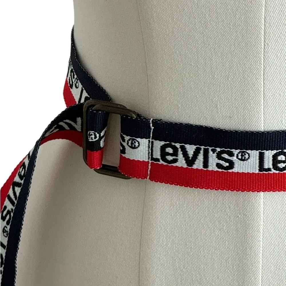 LEVI’S Fabric Belt 33 Inches Red White Blue Unisex Men Woman Vintage Vibes Jeans